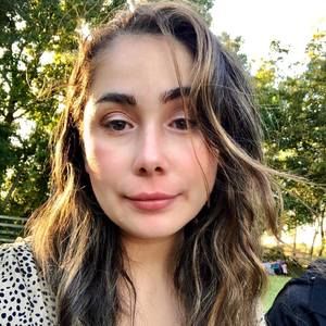 Meet your Posher, Isabella